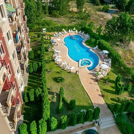 1bdr With Kitchen In Vip Zone Is Апартамент